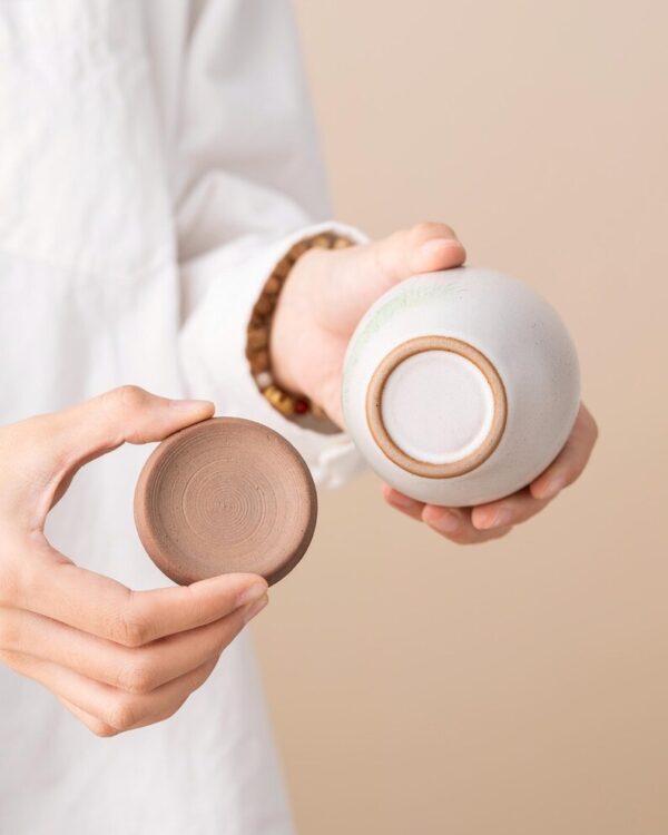 Hand-painted Couple Bunny Ceramic Tea Canister with Lid 120ml