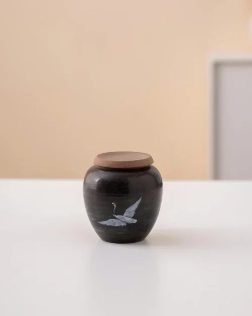 Hand-painted White Crane Ceramic Tea Canister with Lid 120ml